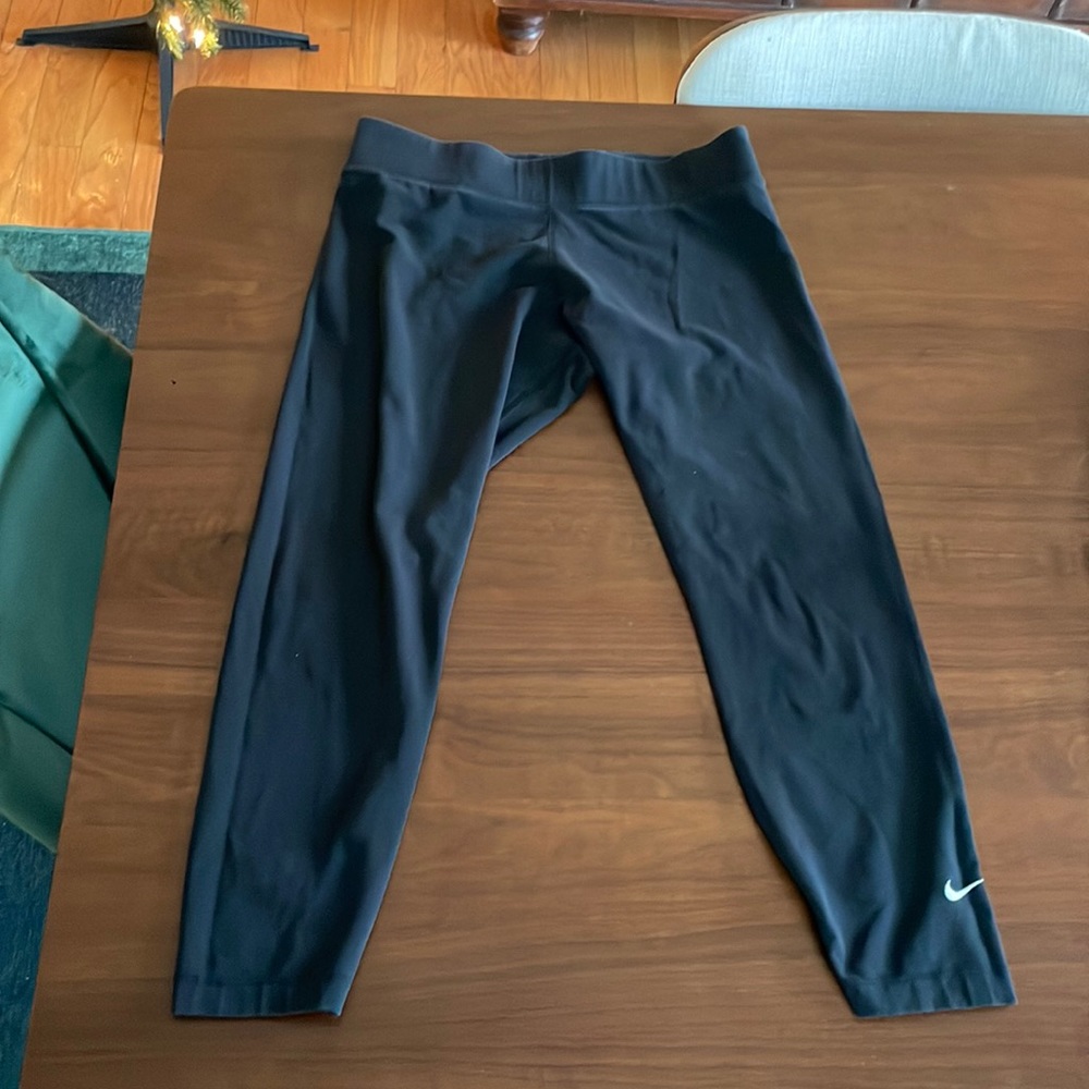 Nike Crop Leggings